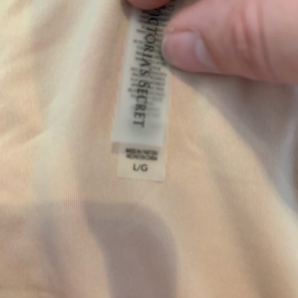 Victoria’s Secret Hot Pink Bikini Bottom - Picture 2 of 3